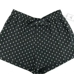 Susina Green Polka Dot Women's Shorts